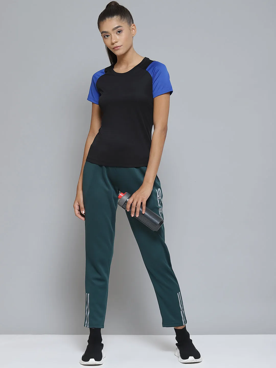 Alcis Women Black Slim Fit T-shirt