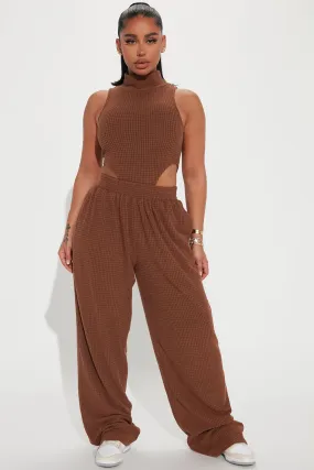 Ava Sleeveless Pant Set - Brown
