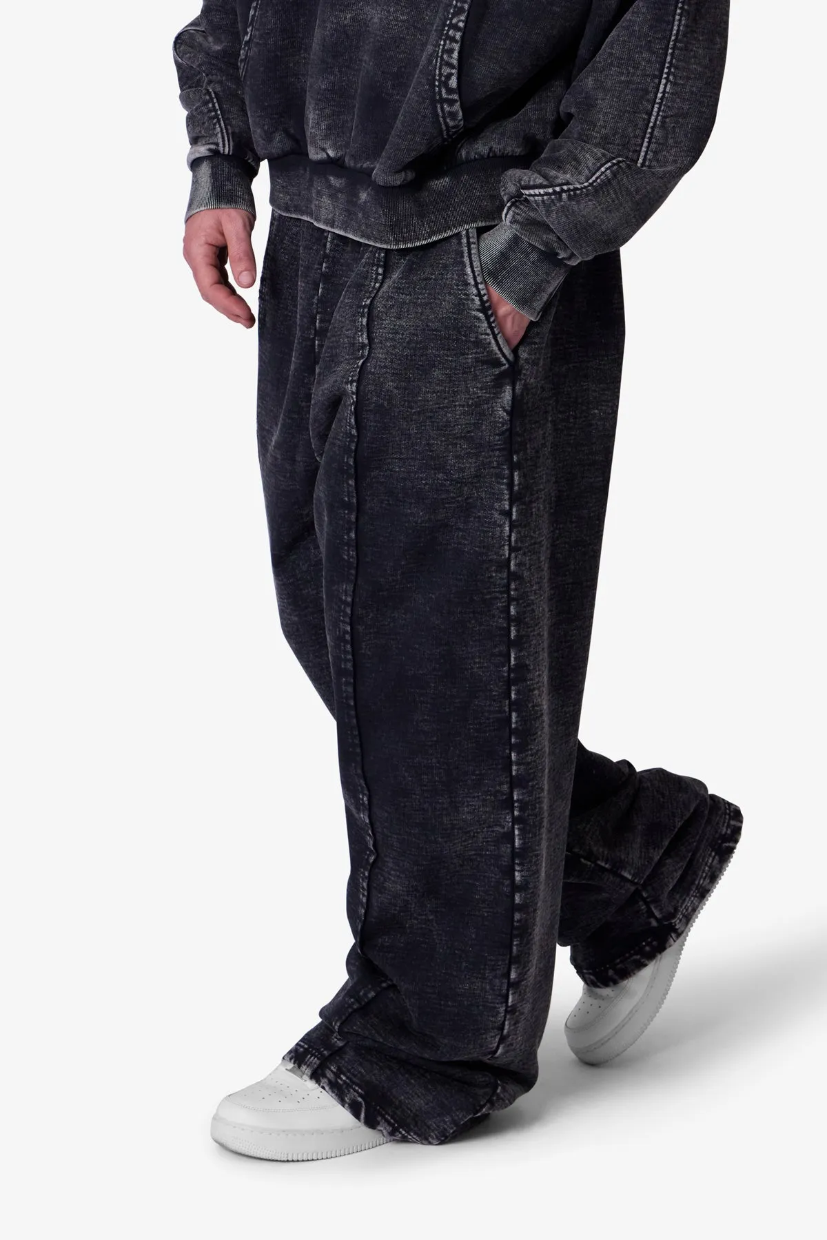Frayed Seam Acid Wash Sweatpants - Black