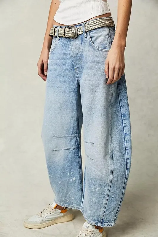 LIght Wash Distressed Barrel Jeans
