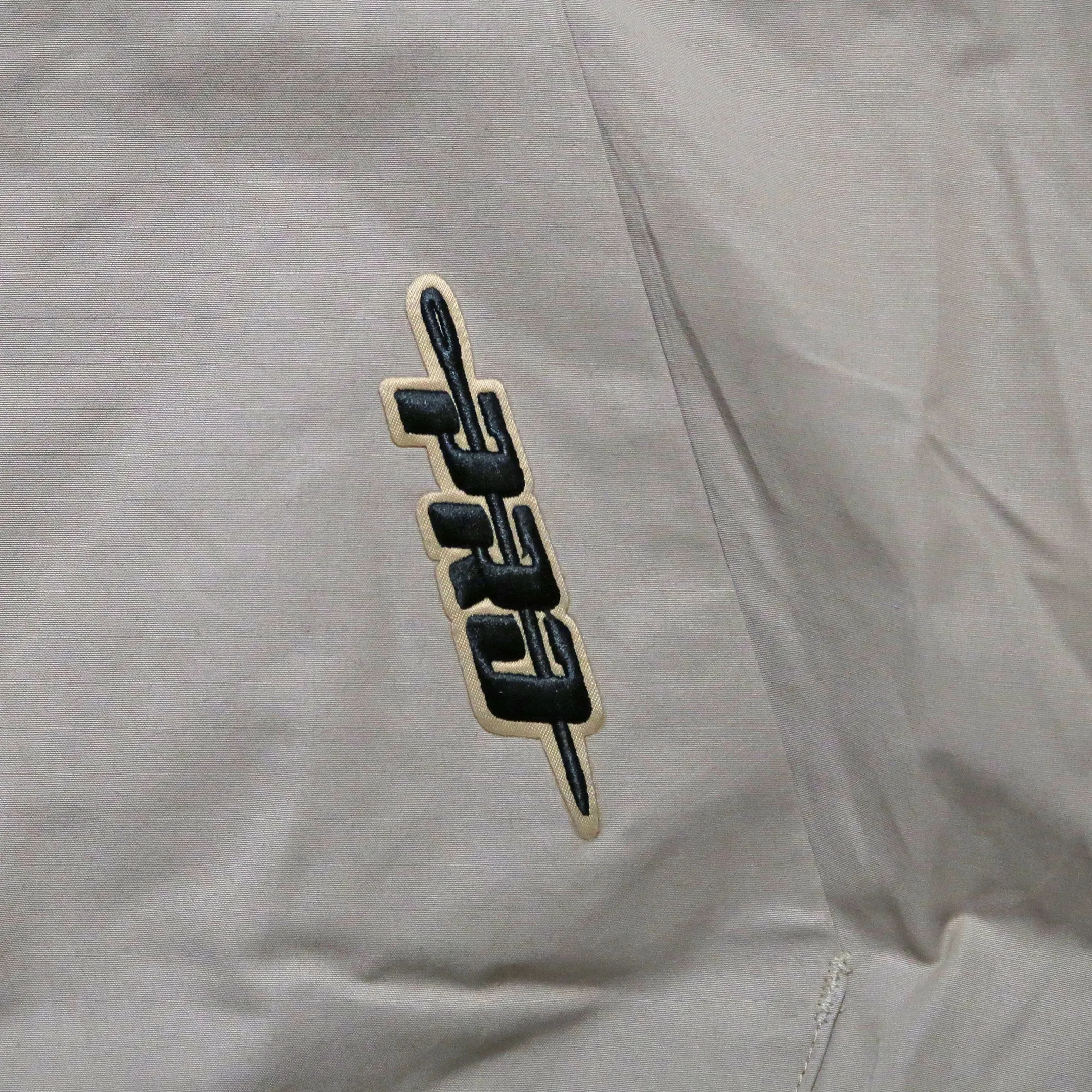 Pro Standard Milwaukee Bucks Classic Zip Hooded Jacket