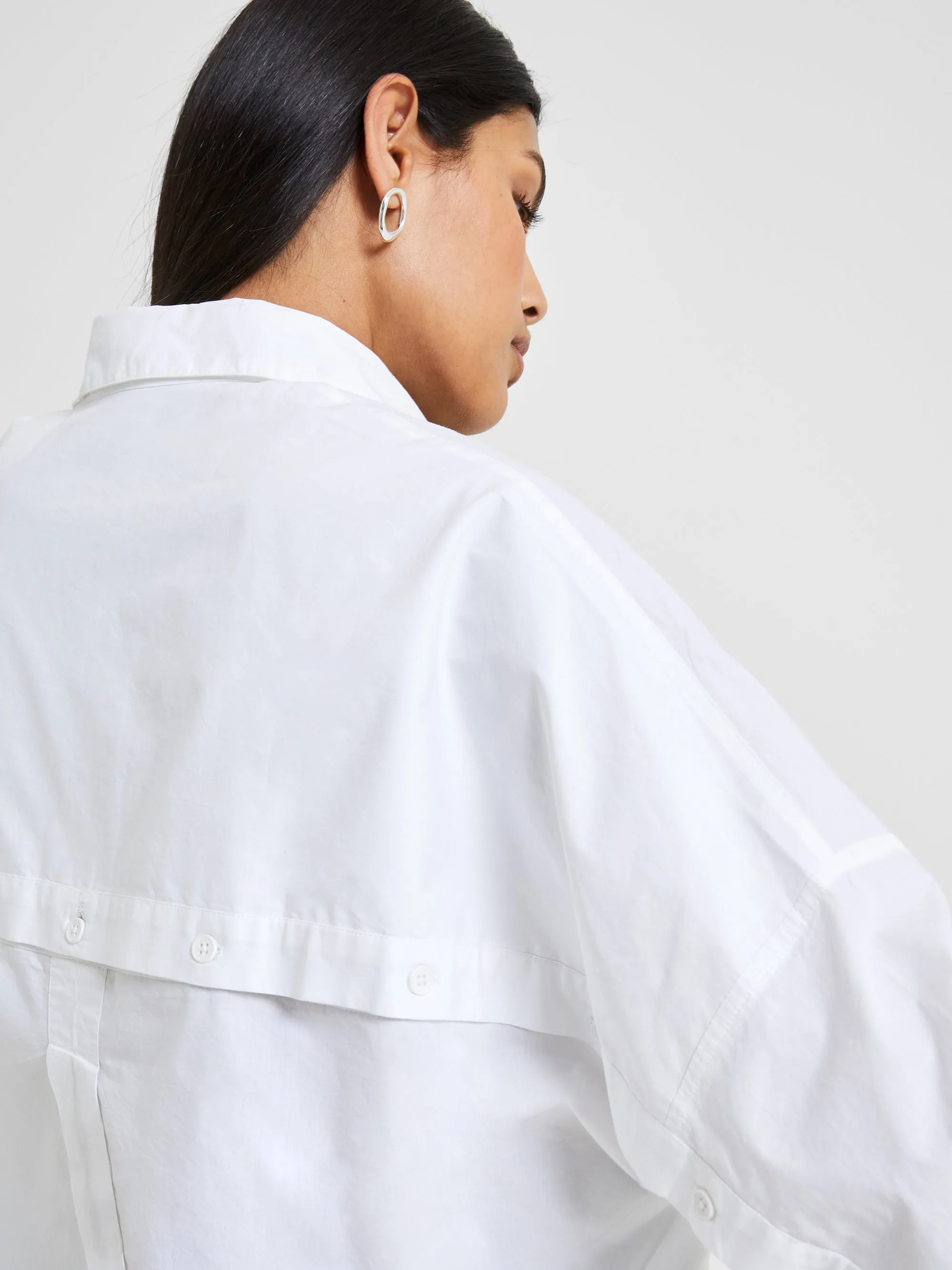 Rhodes Poplin Button-Back Popover Shirt