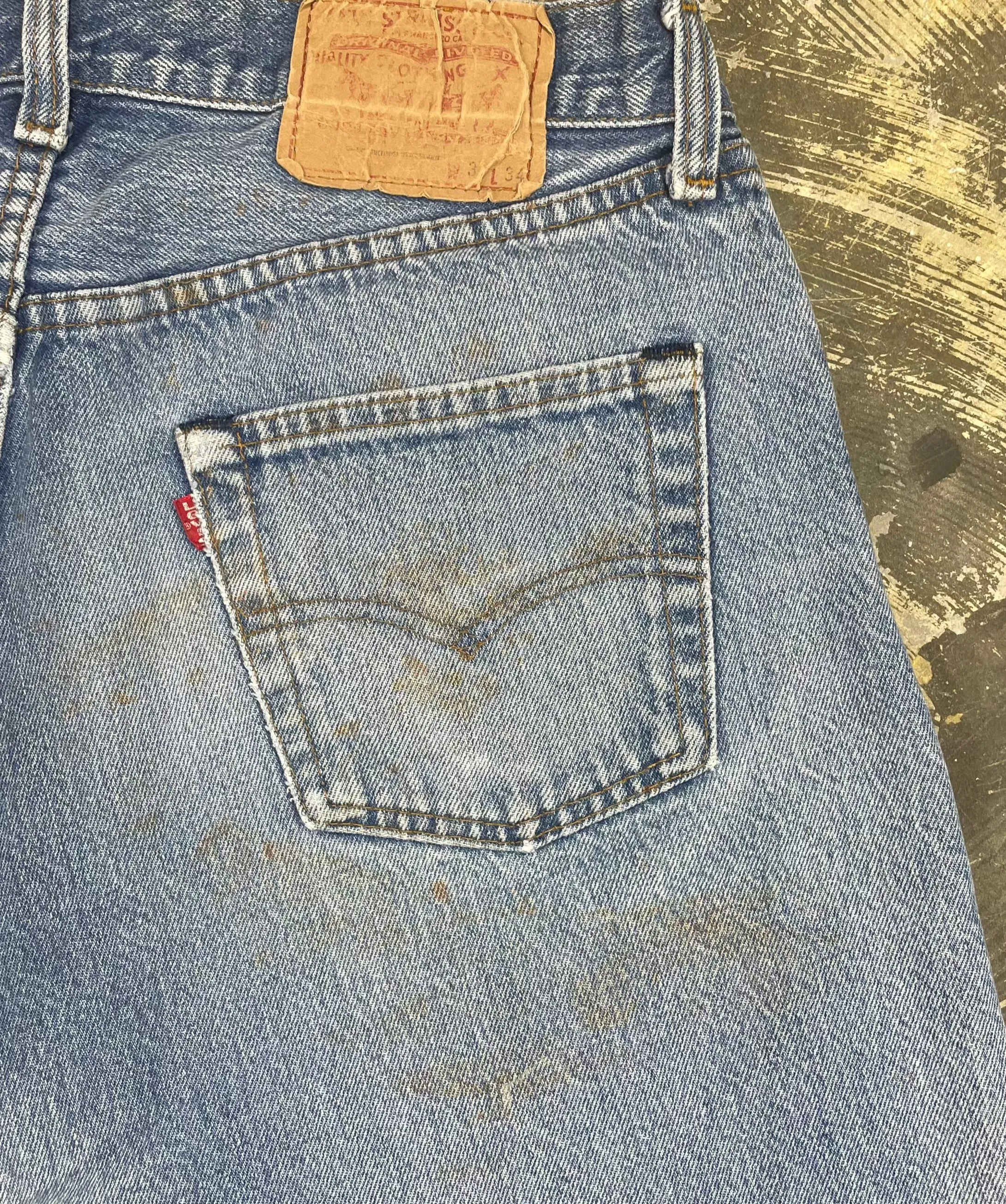 Vintage USA Made Levi 501 Transitional Premium Wash & Paint Denim Jeans (JYJ-0310)